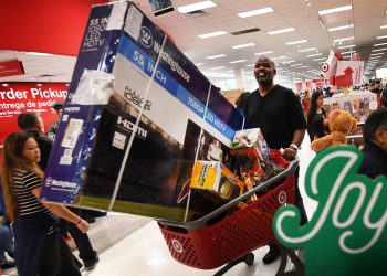 How to avoid overspending this holiday