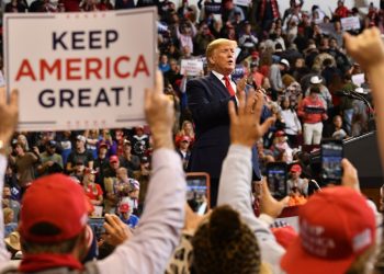 Pro-Trump group finds swing voters are unconvinced on impeachment – Axios