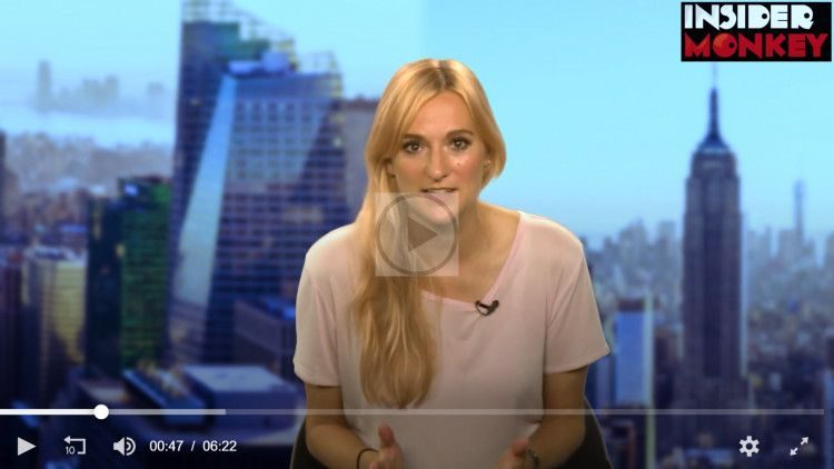 Were Hedge Funds Right About Warming Up To Carolina Financial Corporation (CARO)?