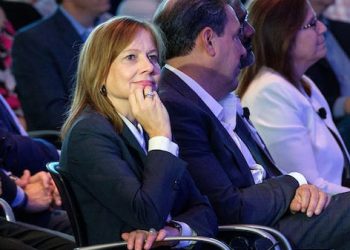 Women still trail men in auto ranks despite GM CEO Mary Barra’s gains