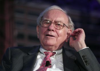 Warren Buffett increases Apple stake despite selling some stock