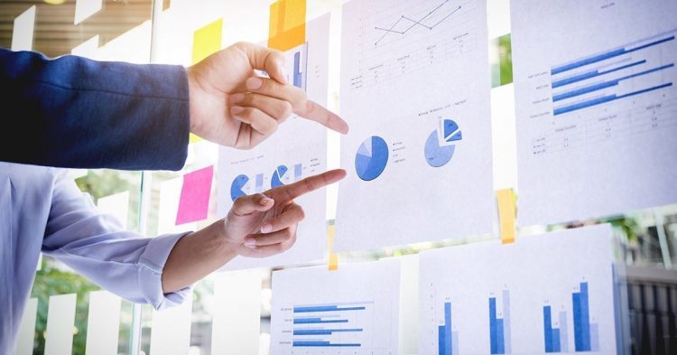 Trading and Investing – According to Jim Simons and Warren Buffett