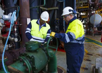 Oil surges 35% in 2019 and hedge funds are betting on more gains next year