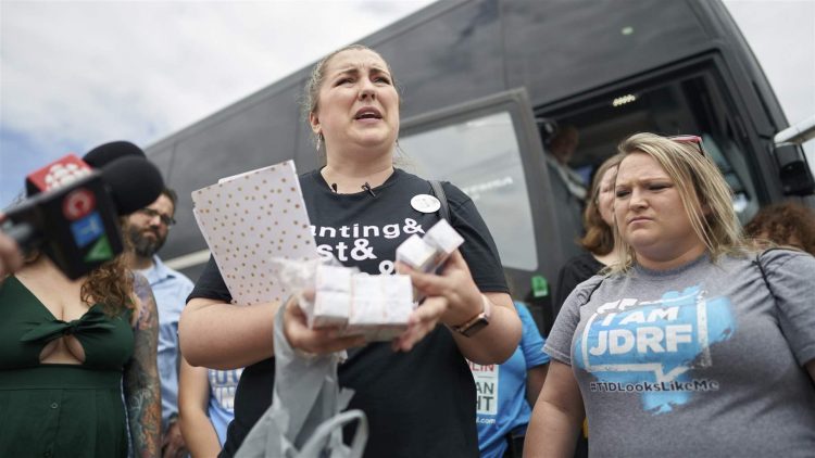 With Encouragement From Trump, States Move Forward on Importing Drugs