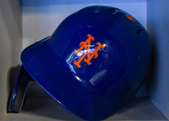 Hedge fund billionaire Steve Cohen is buying the Mets