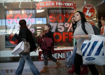 Ready, set, shop: Is a record-setting $1 trillion retail holiday season in the offing? | Ap