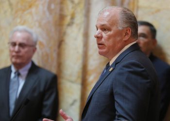 Fix NJ Transit’s funding issues, transit experts say