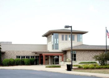 Oswego Library District officials, consultant talk long-range planning options