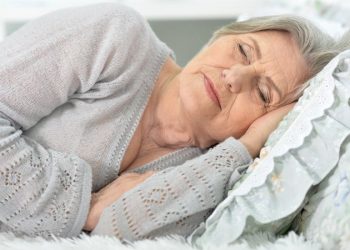 Menopause associated with insomnia, obstructive sleep apnea risk