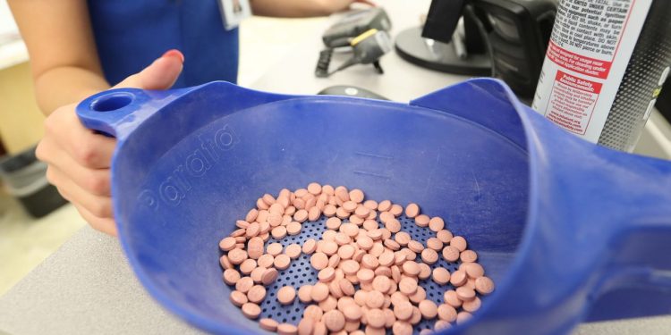 U.S. Considers Easing Drug Protections to Break Logjam Over Trade Pact