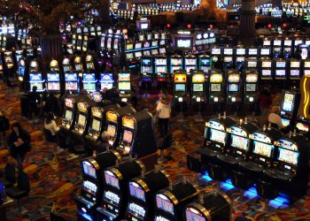 Twin River Hedge Fund Investors Remain Devoted Despite Rocky Q3