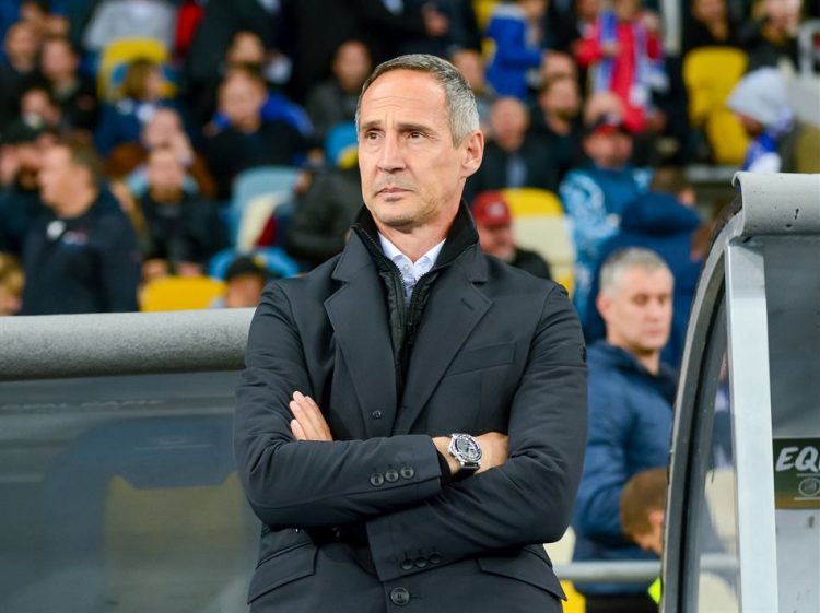 Frankfurt coach Adi Hütter ‘stands up’ for his ‘mentally and physically tired’ players