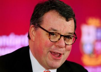 A U.K. Fund Manager Tries to Lure Investors With a Huge Dividend