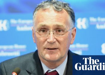New EU science chief warns of drop-off in UK research funding | Science