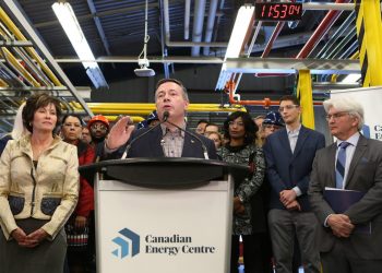 Kenney’s ‘War Room’ Takes On Well-Funded Campaigners Smearing Oilsands