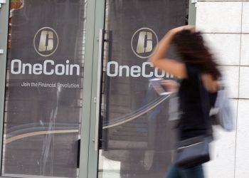Crypto Ponzi OneCoin May Have Used Flood of Fake Reviews to Boost Ailing Image