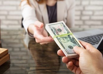 Latest trends in employee bonuses