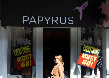 Papyrus, another mall staple, is closing all its stores
