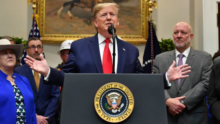 More than 320 groups seek more time to comment on Trump environmental law changes