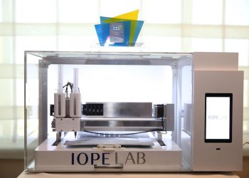How can CES beauty tech become more accessible? – Glossy