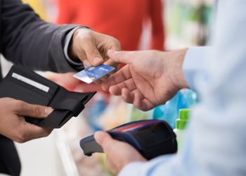 Consumer confidence increasing, poll finds
