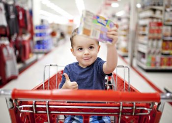 3 easy ways to save an extra $250 per month, according to shopping experts