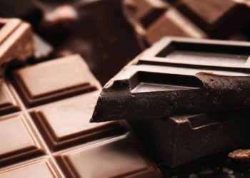 Chocolate consumption may decrease BMI and waist circumference