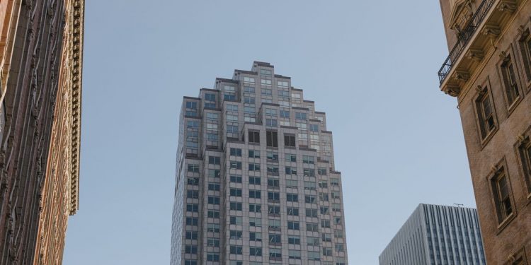 Home-Loan Banks May Soon Channel Funds to More Mortgage Players