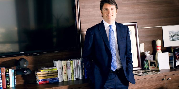 Why a Top World Stock Fund Likes Microsoft, Alibaba, and Johnson & Johnson