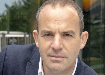 Consumer champion Martin Lewis bids to help ‘mortgage prisoners’ break free