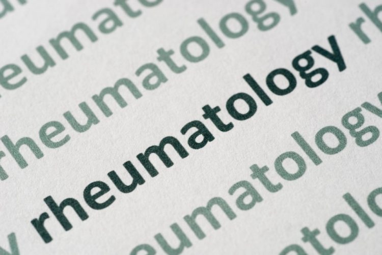 What Rheumatologists and Patients Value in RA Treatment, AKI in THA