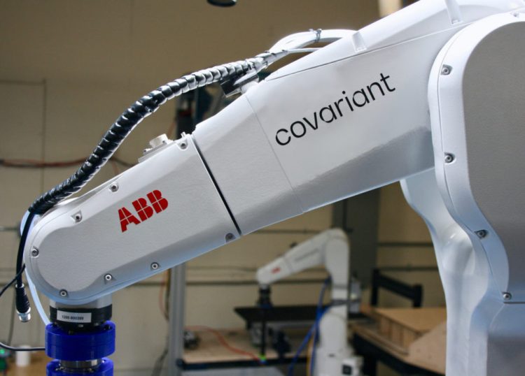Covariant, ABB partner to integrate AI and warehouse robots