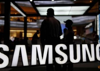 Samsung to unveil square-shaped foldable phones to challenge Apple