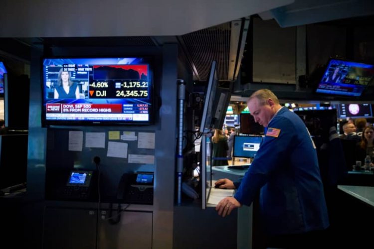 Robot analysts outwit humans on investment picks, study shows