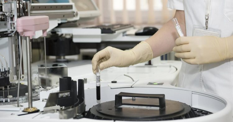 iShares NASDAQ Biotechnology Index Fund (NASDAQ:IBB), SPDR S&P Biotech ETF (ETF:XBI) – The Week Ahead In Biotech: COVID-19 Stocks In The Spotlight, Earnings Taper Off