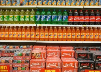 Drinking Soda May Increase Fracture Risk in Women