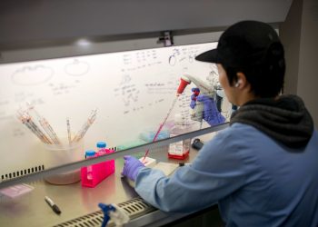 Sanofi researcher warns against overconfidence on coronavirus vaccine