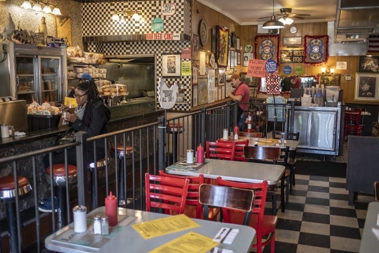 Restaurant industry asks for $145 billion recovery fund from the government