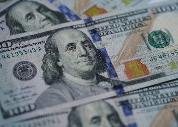 Cash is the best safe investment during coronavirus