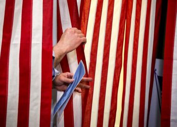 Why Is This Happening?: Scouting the gettable voter with Jon Favreau: podcast and transcript