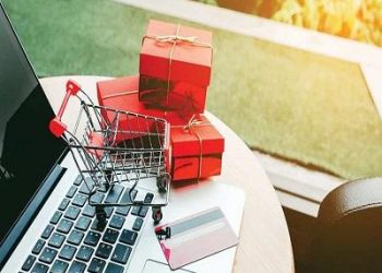 E-commerce of Consumer Electronics Products Market: 3 Bold