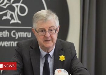 Coronavirus: Welsh Government announces £1.1bn funding