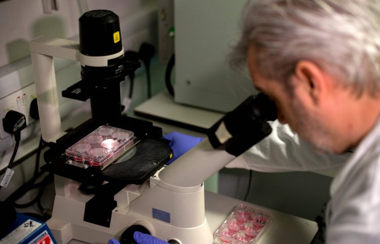 Vaccine affordability a last sticking point in coronavirus funding package talks in Congress – Q13 FOX News