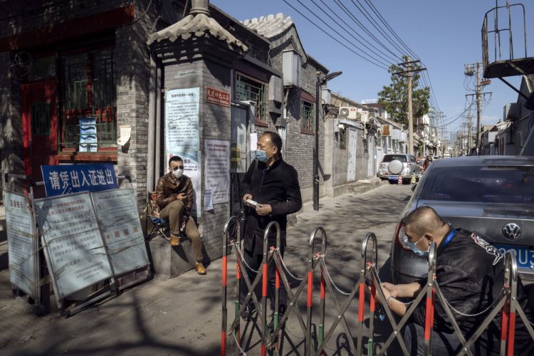 Only a Few Hedge Funds Made Money in March and April. Here’s How