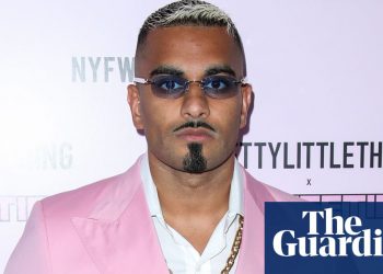 Fashion retailer Boohoo buys out stake in Pretty Little Thing | Business