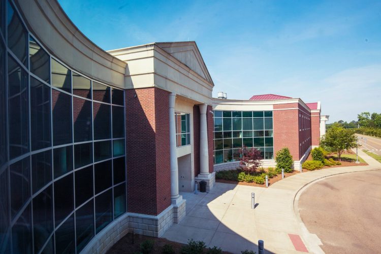 Report from Economic Renewal Institute Hails Oxford-UM Relationship