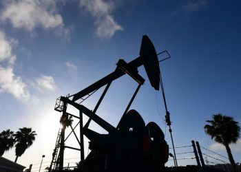 Weak demand pushing oil, gas toward ‘terminal decline’: report