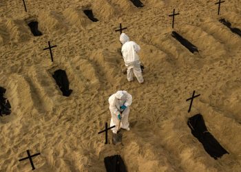 Brazil President Embraces Unproven ‘Cure’ as Pandemic Surges