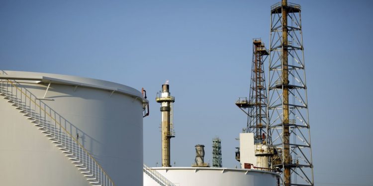 BP Exits Petrochemicals Business in $5 Billion Deal