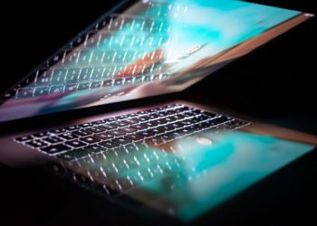 6 tips to improve and refresh your CV